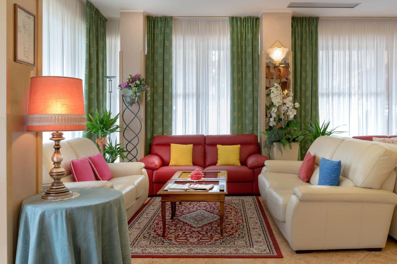 Hotel Apollo Rimini Esterno foto